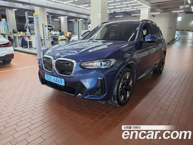 Фотография автомобиля — BMW iX3 G08 (2020–2024)