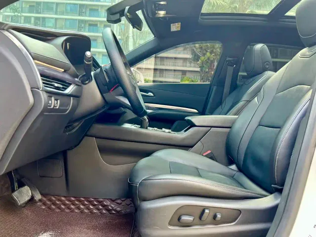 Cadillac XT4 — Фото автомобиля 5