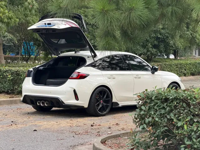 Honda Civic — Фото автомобиля 11