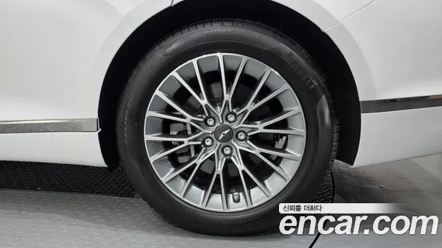 Genesis G80 RG3 — Фото автомобиля 5