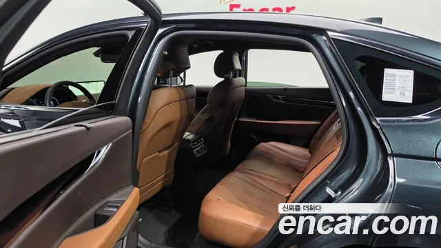 Genesis G80 RG3 — Фото автомобиля 17