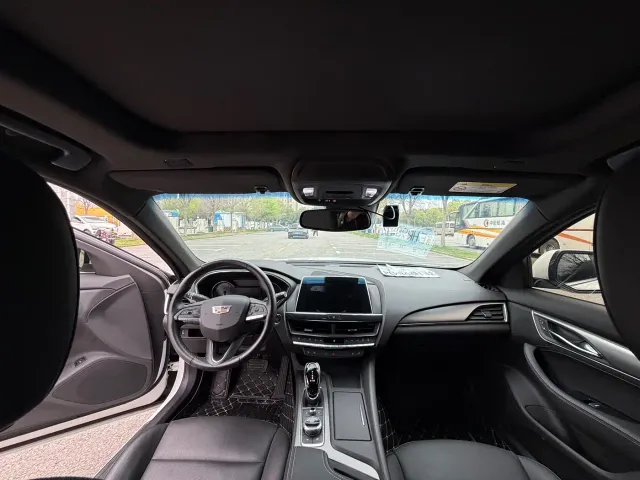 Cadillac CT5 — Фото автомобиля 6