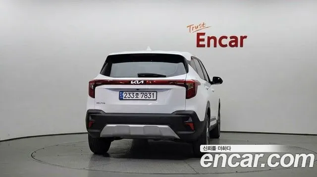 Kia Seltos New — Фото автомобиля 4