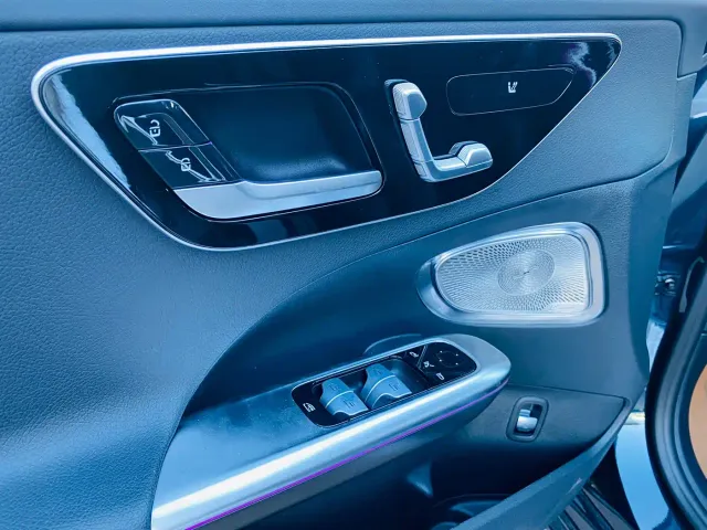 Mercedes-Benz C-Class — Фото автомобиля 8