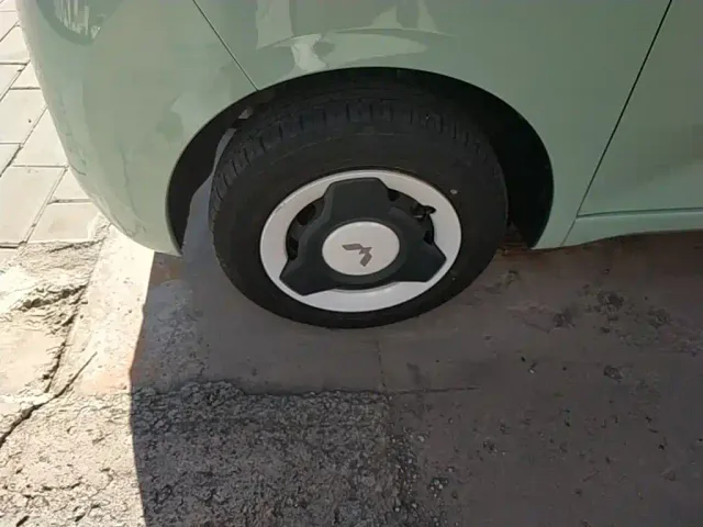 Wuling Hongguang Mini EV — Фото автомобиля 22