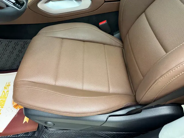 Mercedes-Benz GLE-Class — Фото автомобиля 6