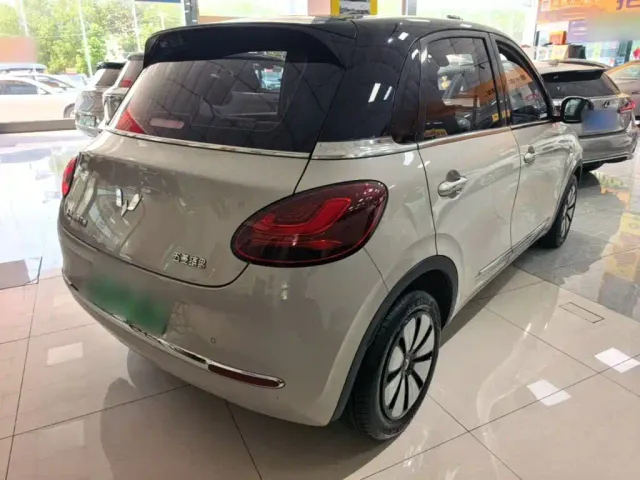 Wuling Bingo — Фото автомобиля 6