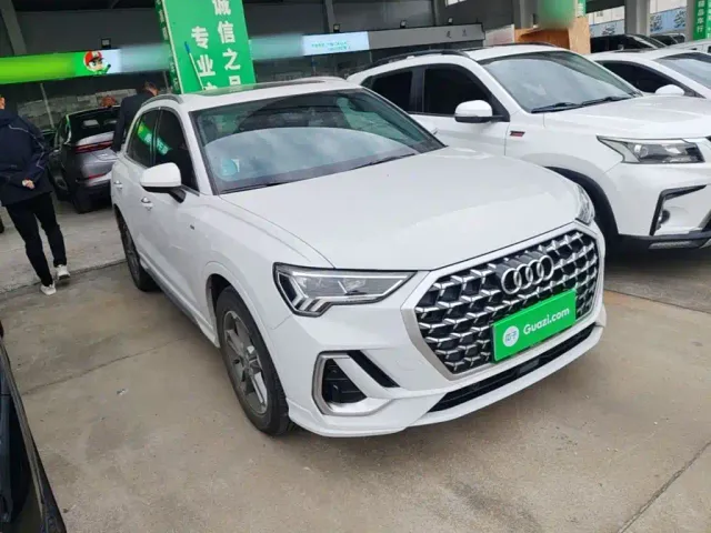 Audi Q3 — Фото автомобиля 3