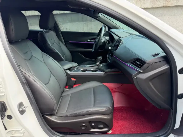 Cadillac CT4 — Фото автомобиля 12