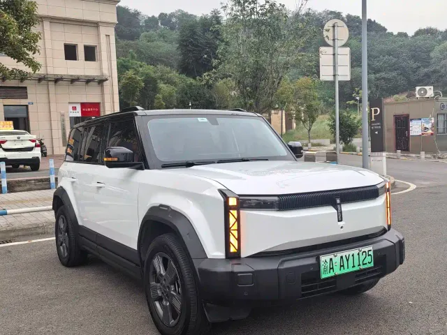 iCAR 03 — Фото автомобиля 3