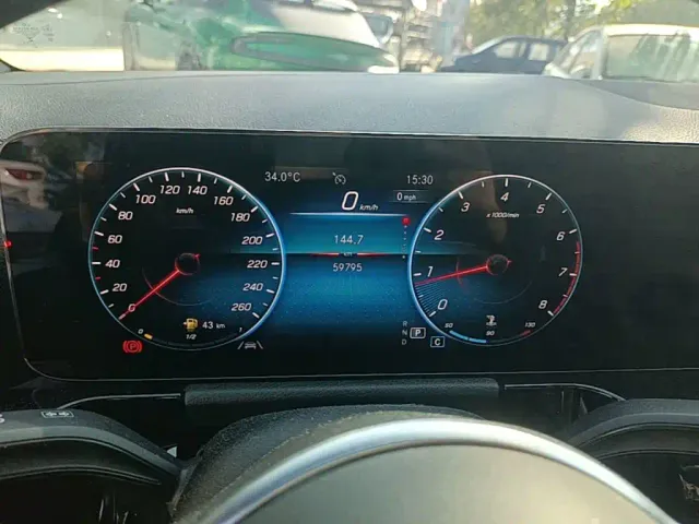 Mercedes-Benz GLA-Class — Фото автомобиля 11