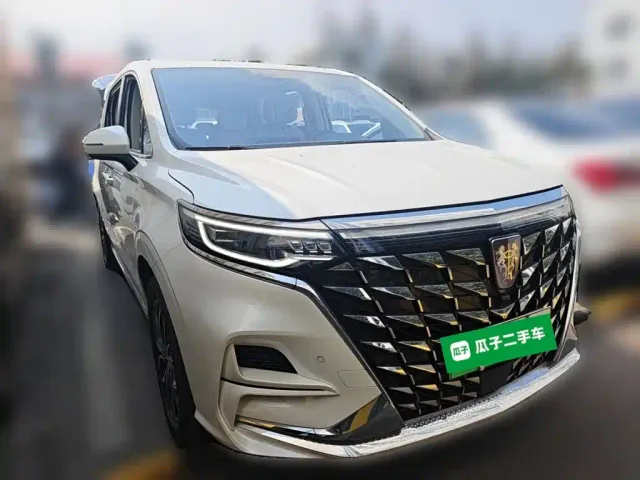 Roewe iMAX8 — Фото автомобиля 3