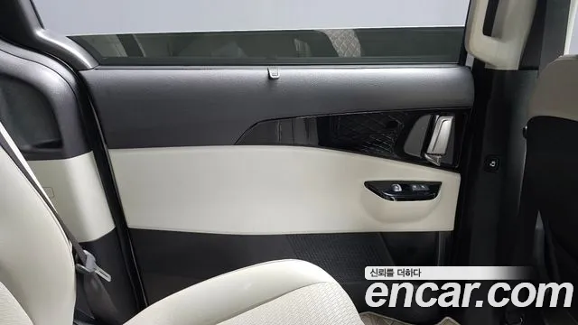 Kia Canival Carnival 4 поколение Бензин 7 мест Noblesse — Фото автомобиля 24