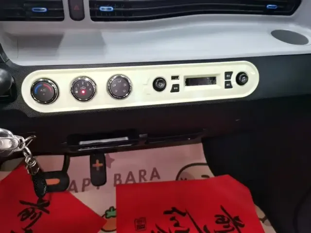 Wuling Hongguang Mini EV — Фото автомобиля 12