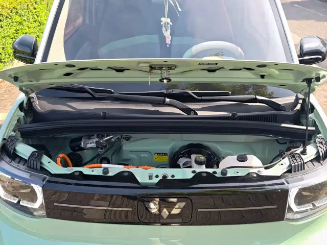 Wuling Hongguang Mini EV — Фото автомобиля 4