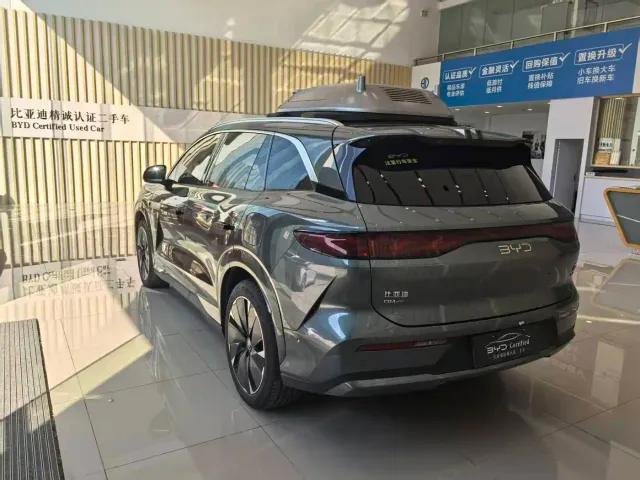BYD Tang L — Фото автомобиля 6