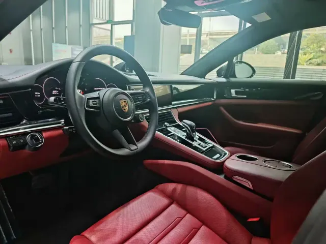 Porsche Panamera — Фото автомобиля 5