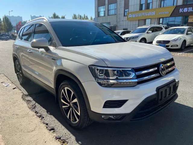Volkswagen Tharu — Фото автомобиля 3