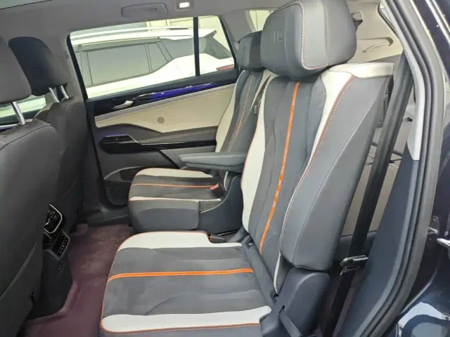 Volkswagen ID.6 Crozz — Фото автомобиля 16