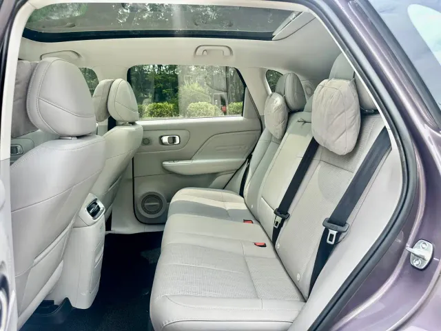 Leapmotor Leapmotor B10 2025 510 Joy Edition — Фото автомобиля 9