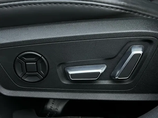 Audi A6L — Фото автомобиля 16