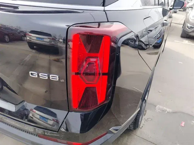 GAC Trumpchi GS8 — Фото автомобиля 7