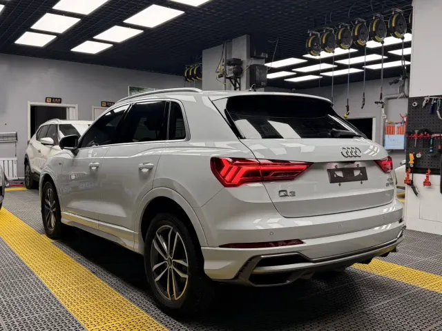 Audi Q3 — Фото автомобиля 4