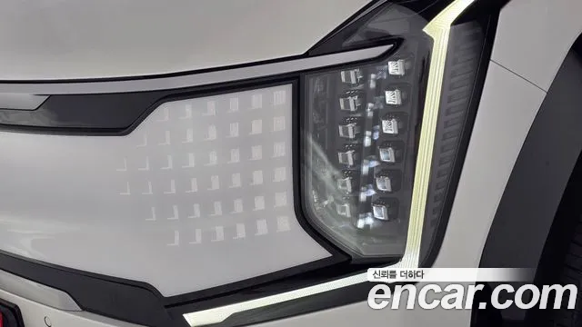 Kia EV9 Long Range 4WD — Фото автомобиля 5