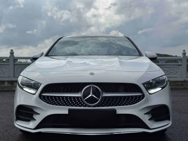 Mercedes-Benz A-Class — Фото автомобиля 2