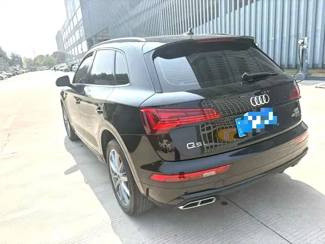 Audi Q5L — Фото автомобиля 8