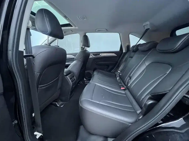 Haval Haval M6 2021 PLUS 1.5T DCT Comfort — Фото автомобиля 23