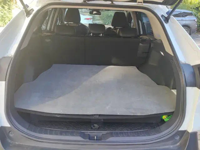Toyota RAV4 — Фото автомобиля 4