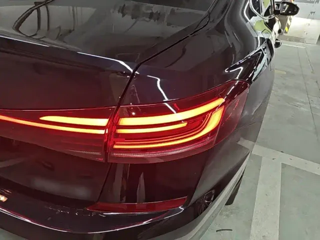 Volkswagen Passat — Фото автомобиля 7