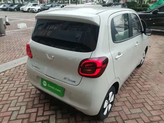 Wuling Hongguang Mini EV — Фото автомобиля 6