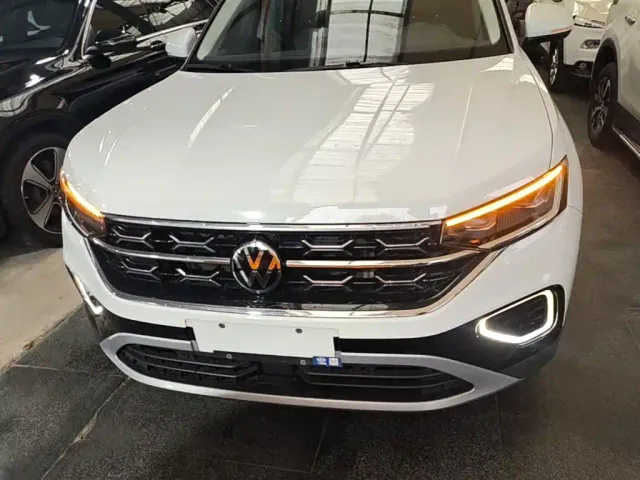Volkswagen Tayron — Фото автомобиля 2