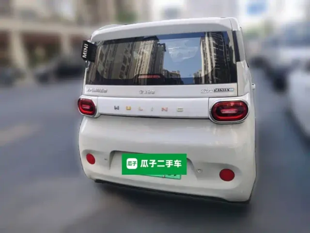 Wuling Hongguang Mini EV — Фото автомобиля 3