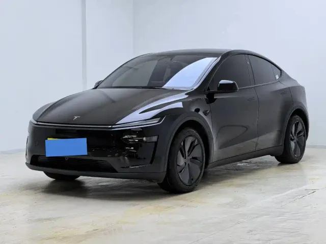 Фотография автомобиля — Tesla Model Y