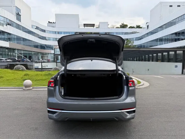 Ford Mondeo — Фото автомобиля 12