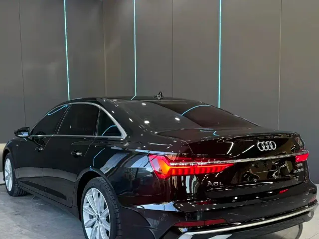 Audi A6L — Фото автомобиля 8