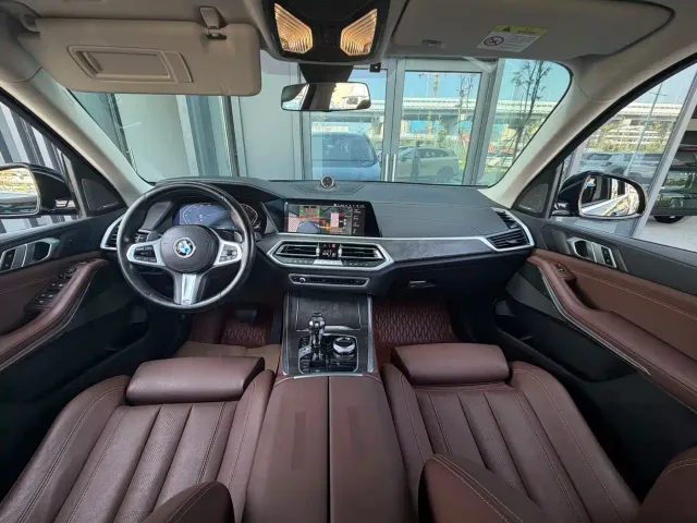 BMW X5 — Фото автомобиля 7