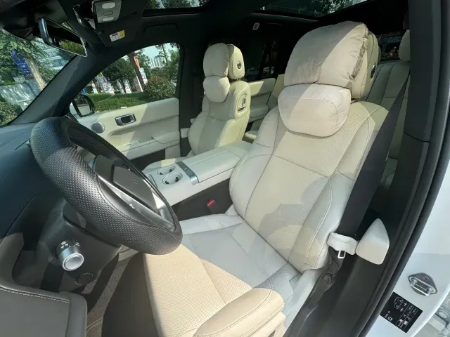 Li Auto L7 — Фото автомобиля 6