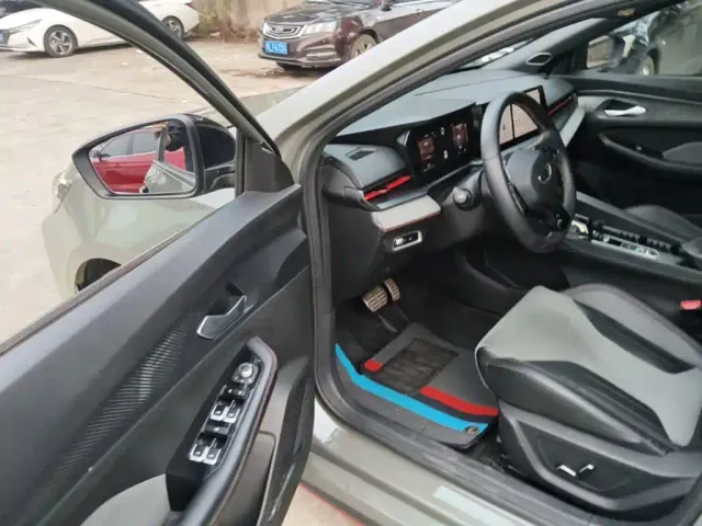 Geely Binrui — Фото автомобиля 15