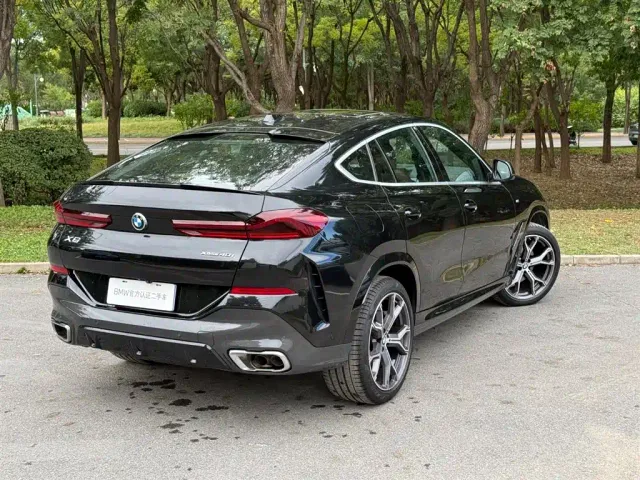 BMW X6 — Фото автомобиля 4