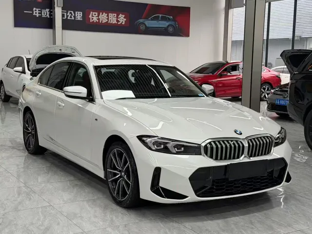 BMW 3 Series — Фото автомобиля 4