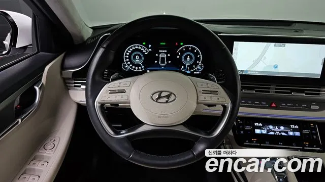 Hyundai Grandeur New — Фото автомобиля 18