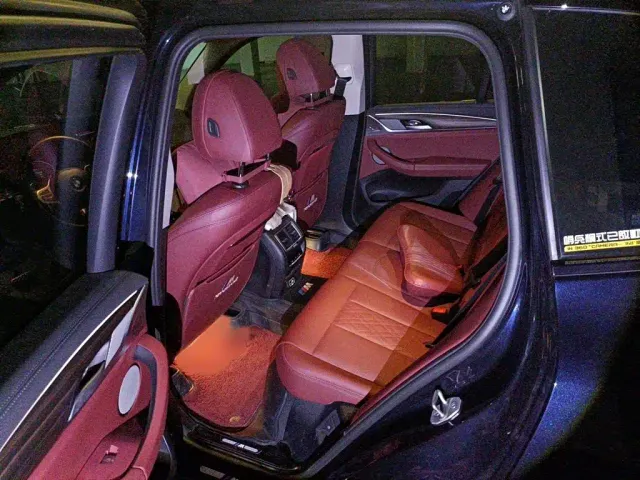 BMW X3 — Фото автомобиля 14
