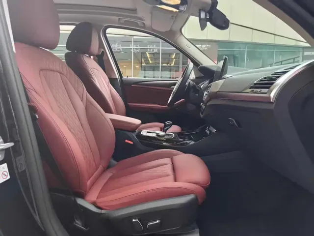 BMW X3 — Фото автомобиля 4