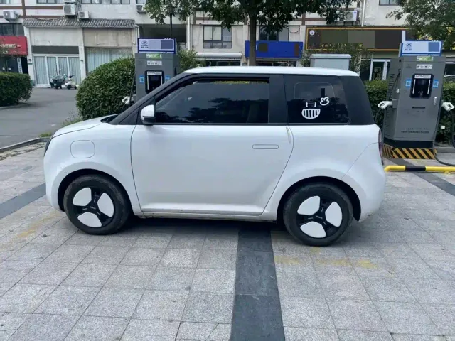 Changan Lumin — Фото автомобиля 3
