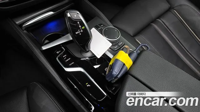 BMW 5 Series G30 — Фото автомобиля 12