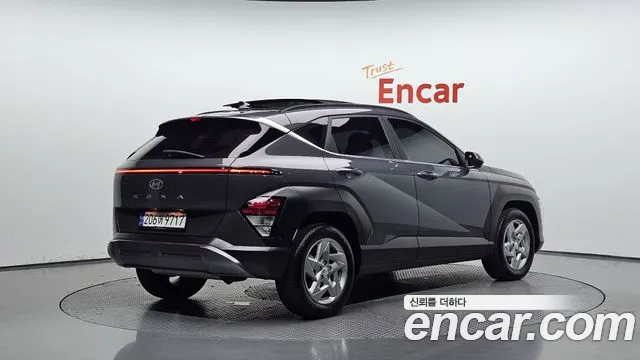 Hyundai Kona SX2 — Фото автомобиля 2